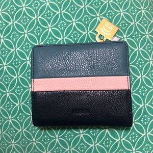 NWOT Fossil Mini Wallet